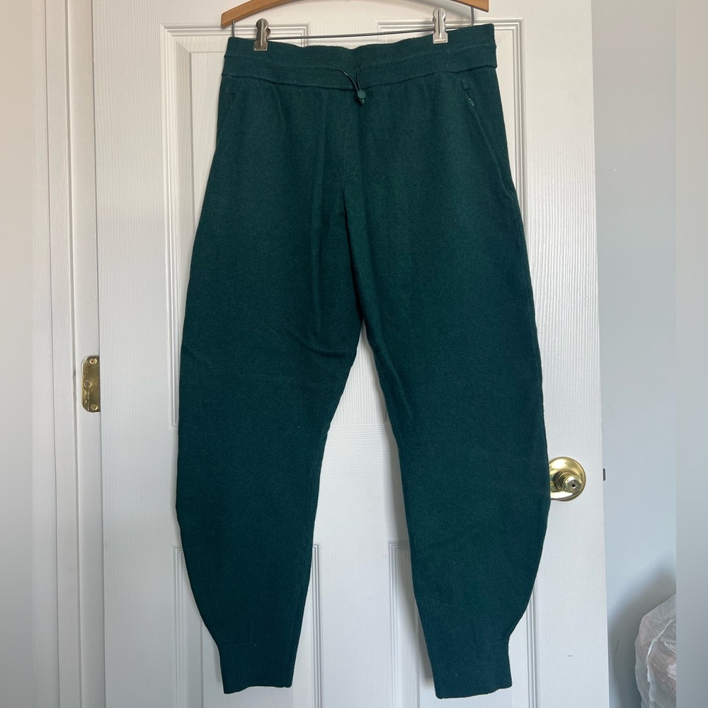 Lululemon Green Knit Joggers
